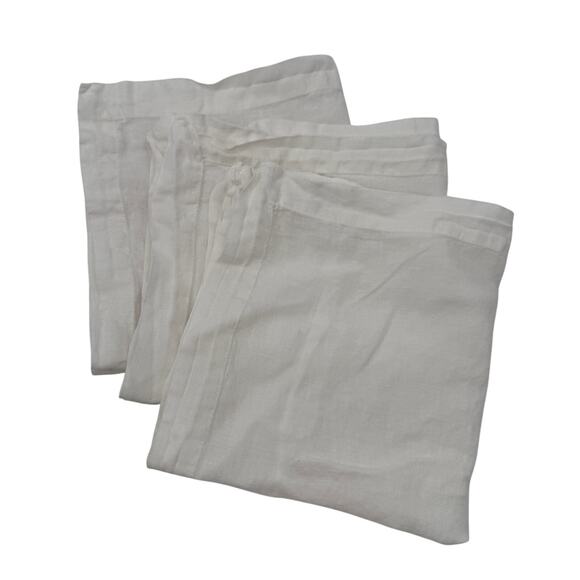 Crate & barrel Marin Crisp White EUROPEAN FLAX -Certified Linen Napkin, Set of 3 - Picture 4 of 7